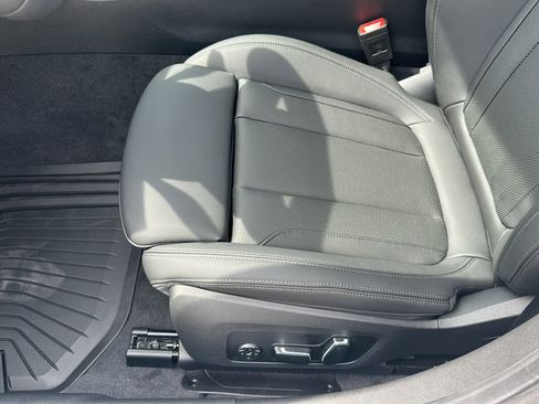 New 2026 BMW 330i Sedan w/ Premium Package image 12