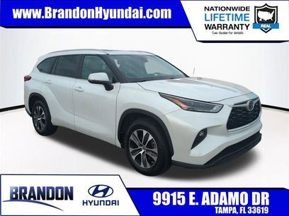 Used 2023 Toyota Highlander XLE