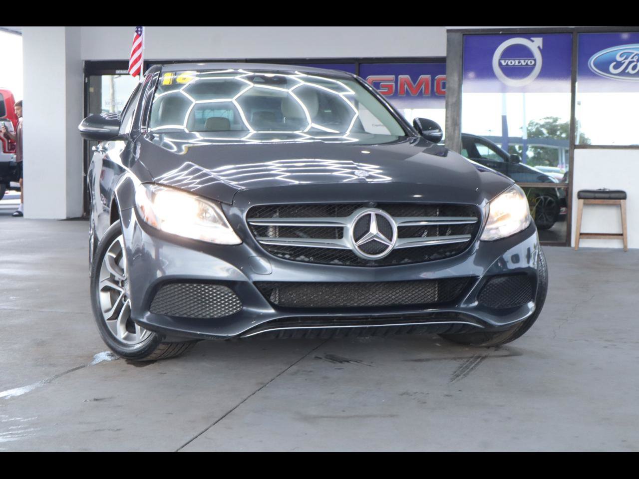 Used 2016 Mercedes-Benz C 300 4MATIC Sedan image 1