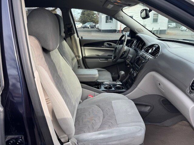 Used 2015 Buick Enclave Convenience FWD image 17
