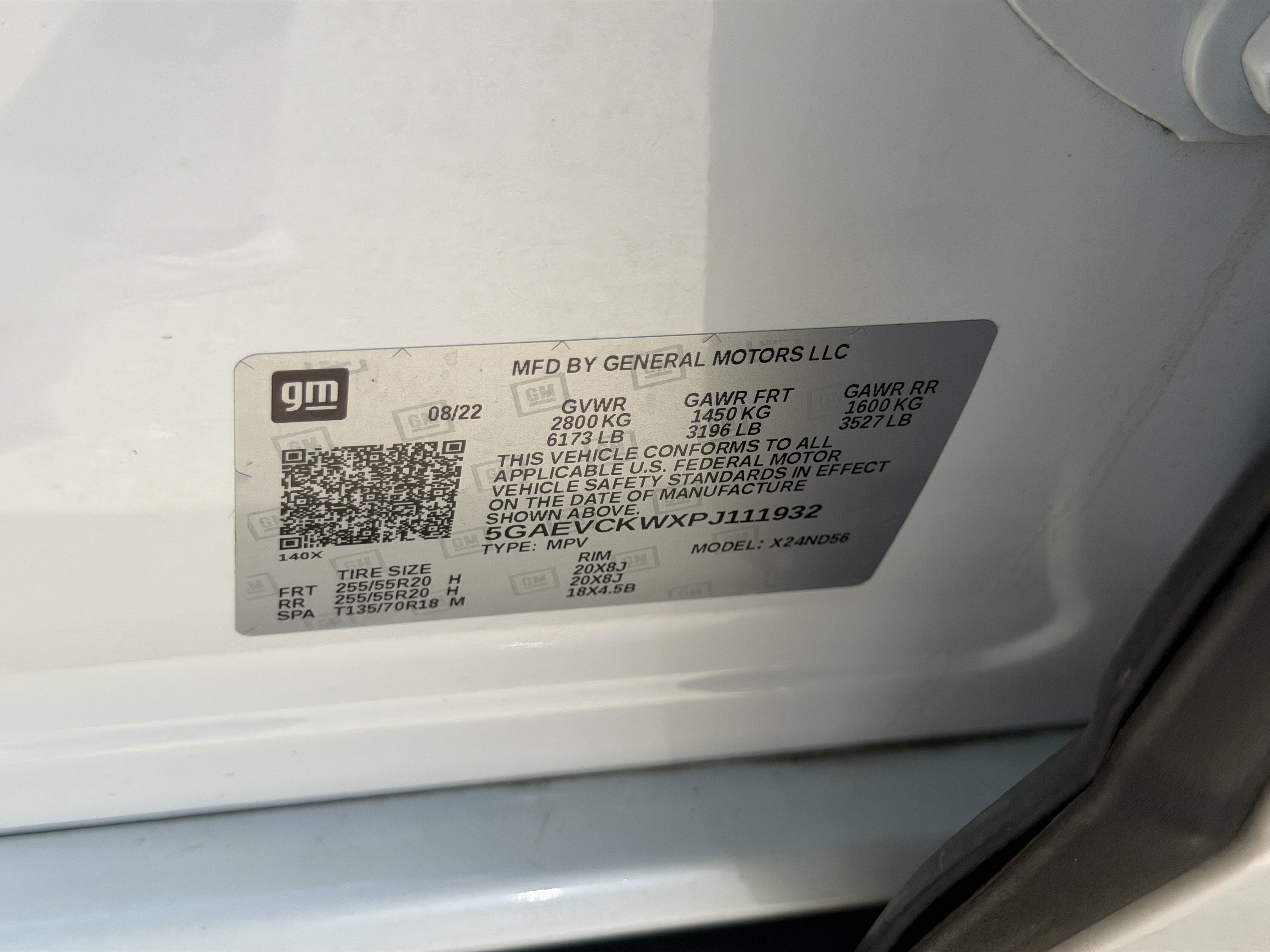 Used 2023 Buick Enclave Avenir w/ Avenir Technology Package AWD/4WD image 35