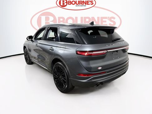 Used 2022 Lincoln Corsair Reserve w/ Equipment Group 201A AWD/4WD image 8