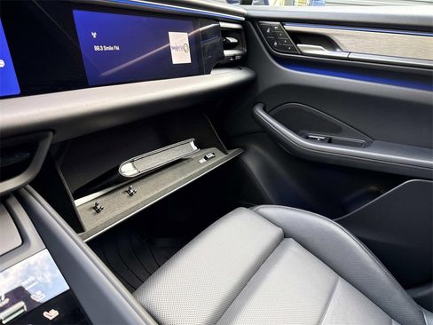 Used 2024 Porsche Macan 4 Electric image 20