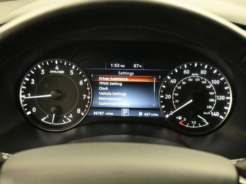 Used 2023 Nissan Armada SL w/ Captain's Chairs Package RWD image 10