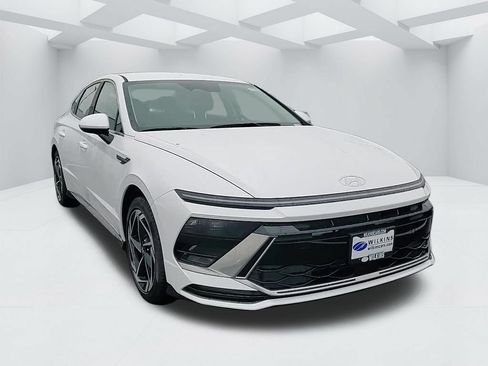 New 2026 Hyundai Sonata SEL FWD image 3