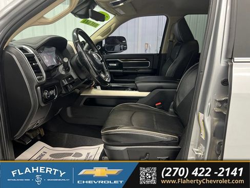 Used 2022 RAM 3500 Laramie AWD/4WD image 9