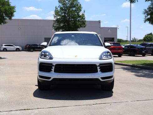 Used 2022 Porsche Cayenne AWD/4WD image 6