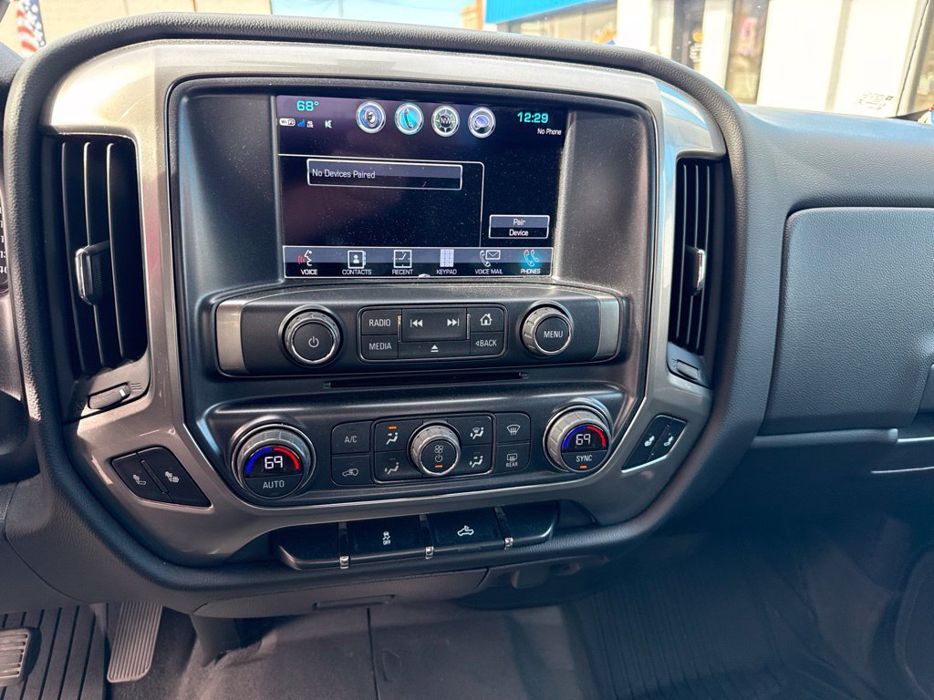 Used 2018 Chevrolet Silverado 1500 LT w/ All Star Edition AWD/4WD image 34