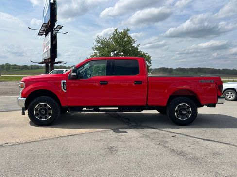 Used 2020 Ford F250 XLT w/ Snow Plow Prep Package AWD/4WD image 8