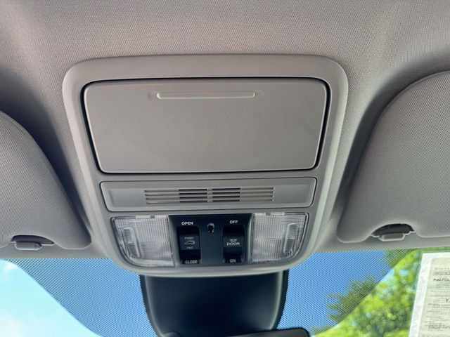 Used 2023 Honda Odyssey EX-L image 30
