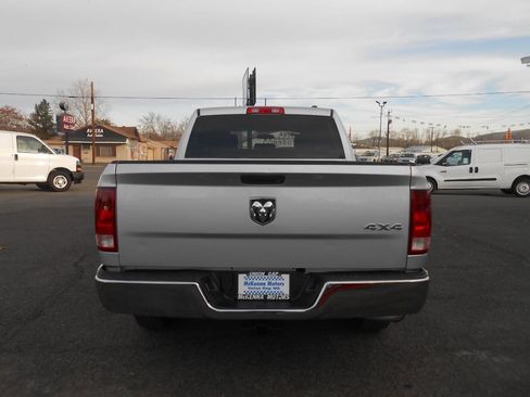 Used 2012 RAM 1500 ST w/ SXT Appearance Group image 8
