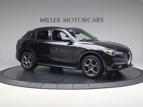 Used 2022 Alfa Romeo Stelvio Ti AWD/4WD image 11