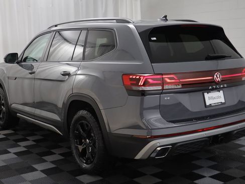 New 2026 Volkswagen Atlas Peak Edition image 15