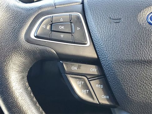 Used 2016 Ford Focus SE w/ Equipment Group 201A image 17