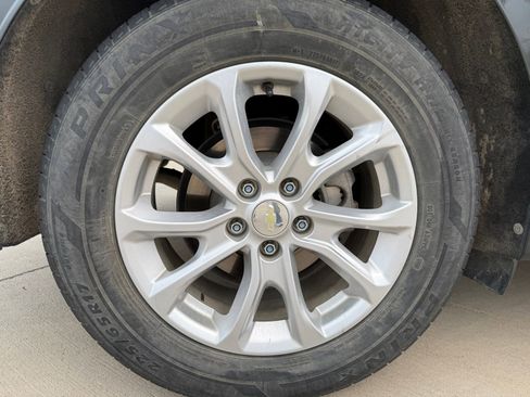 Used 2018 Chevrolet Equinox LS image 10