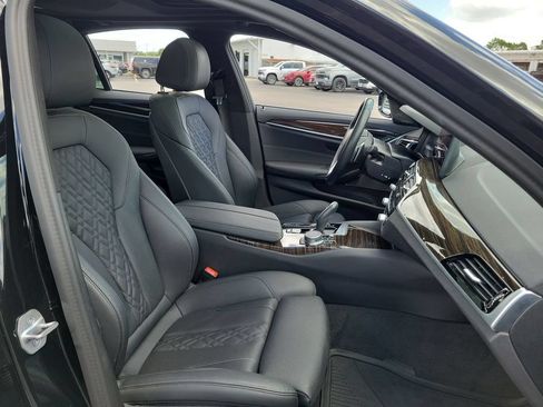 Used 2023 BMW 530i w/ Premium Package RWD image 28
