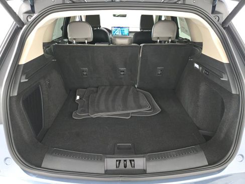 New 2026 Lincoln Corsair Premiere image 18