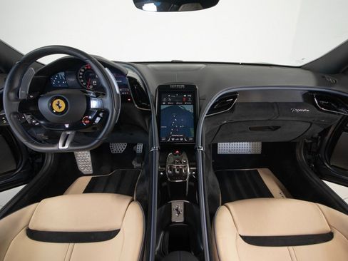 Used 2022 Ferrari Roma image 23