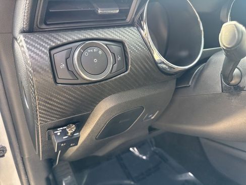 Used 2017 Ford Mustang Coupe image 15