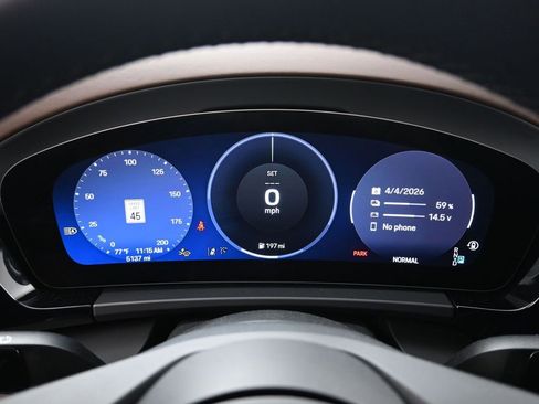 Certified 2025 Porsche Macan Electric RWD image 19