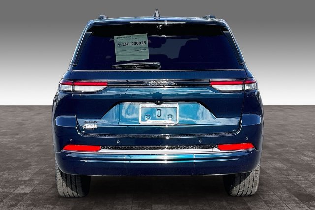 New 2026 Jeep Grand Cherokee Limited AWD/4WD image 4