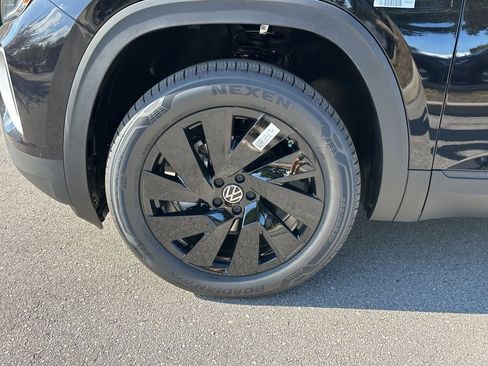 New 2026 Volkswagen Atlas SE image 54