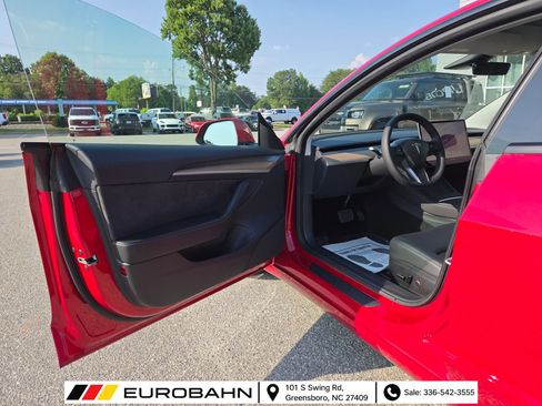 Used 2023 Tesla Model 3 Standard Range RWD image 9