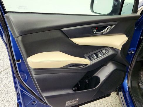 Used 2022 Subaru Ascent Premium w/ Convenience Package image 10