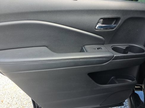 Used 2022 Honda Pilot Special Edition image 13