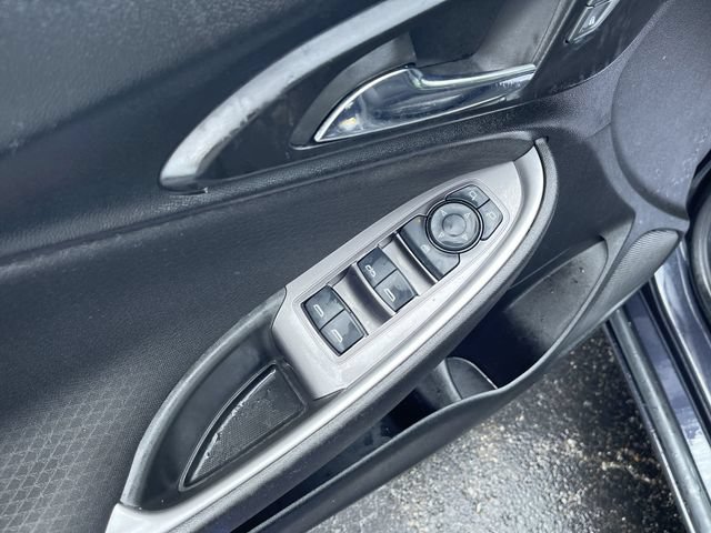 Used 2023 Chevrolet Malibu LT FWD image 22
