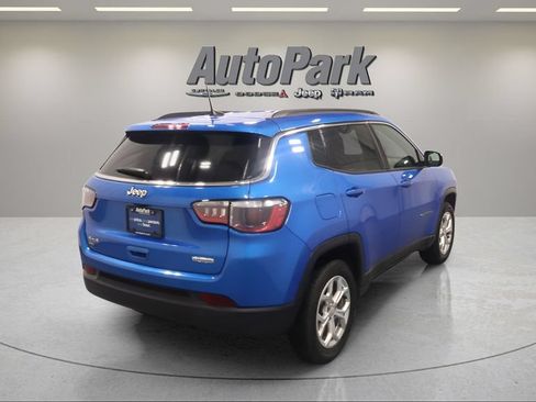 Used 2024 Jeep Compass Latitude AWD/4WD image 7