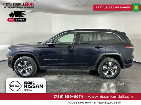 Used 2024 Jeep Grand Cherokee Limited 4xe image 7