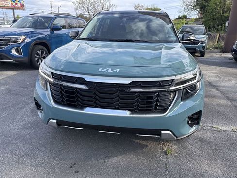 New 2026 Kia Seltos S AWD/4WD image 2