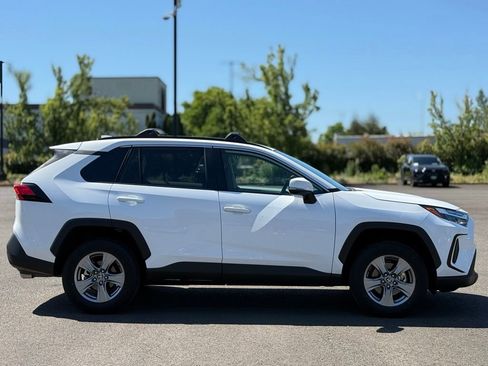 Used 2024 Toyota RAV4 XLE w/ Convenience Package AWD/4WD image 6