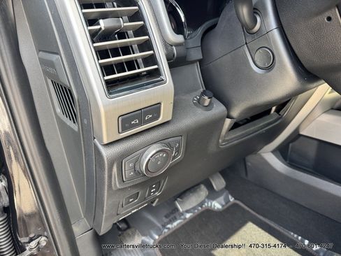 Used 2019 Ford F250 Platinum w/ Platinum Ultimate Package AWD/4WD image 16