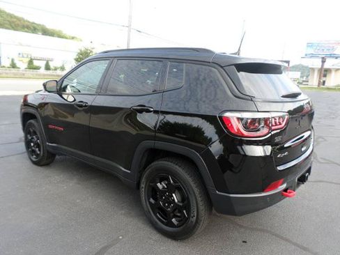 Used 2023 Jeep Compass Trailhawk w/ Sun and Sound Group AWD/4WD image 7