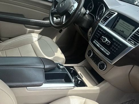 Used 2015 Mercedes-Benz ML 350 4MATIC image 11