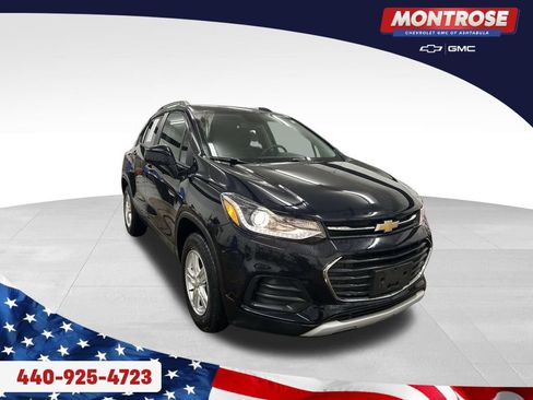 Used 2022 Chevrolet Trax LT w/ LT Convenience Package image 7