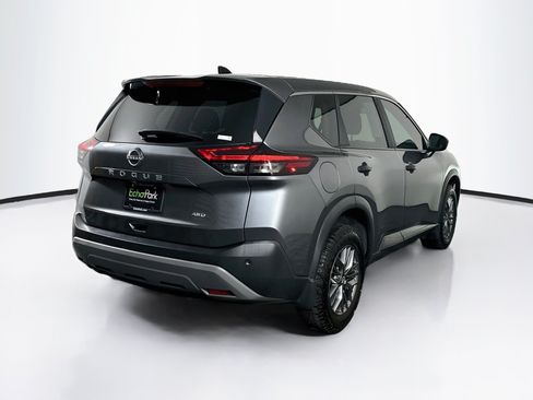 Used 2023 Nissan Rogue S AWD/4WD image 9