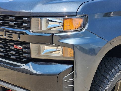 Used 2022 Chevrolet Silverado 1500 Custom Trail Boss w/ LPO, Dark Essentials Package AWD/4WD image 6