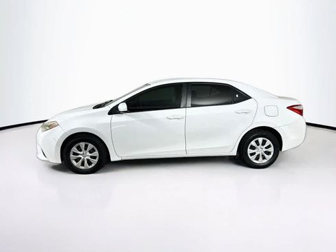Used 2016 Toyota Corolla L FWD image 3