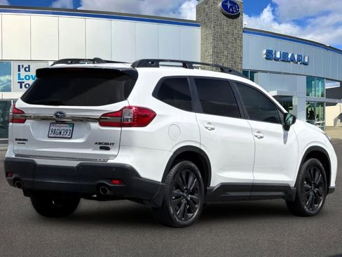Used 2022 Subaru Ascent Onyx Edition AWD/4WD image 2