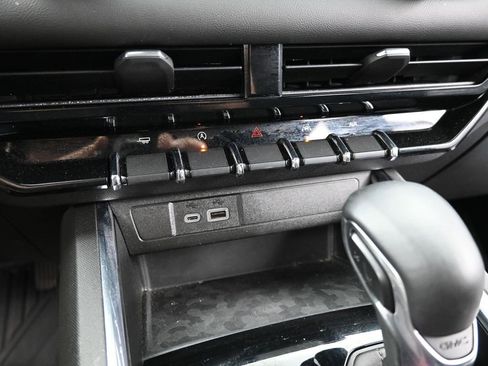 Used 2023 GMC Canyon Elevation w/ Convenience Package image 13