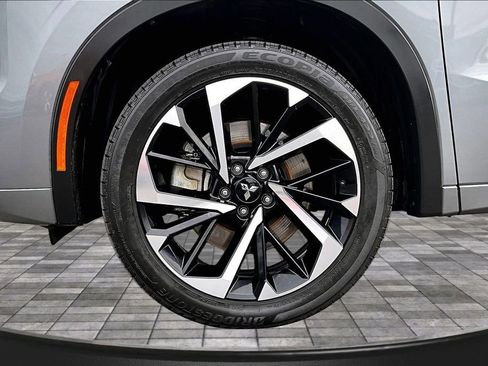 Used 2024 Mitsubishi Outlander SEL image 9