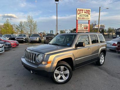 Used 2014 Jeep Patriot Latitude w/ Sun/Sound Group