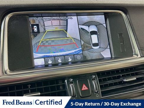 Used 2018 Kia Optima SX w/ Technology Package image 16