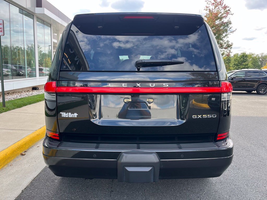 Used 2024 Lexus GX 550 w/ Accessory Package (Z1) AWD/4WD image 7