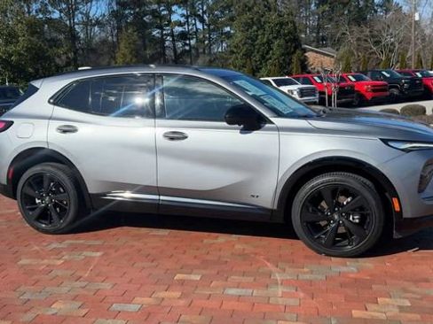 Used 2024 Buick Envision Sport Touring AWD/4WD image 4