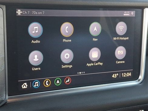 Used 2021 GMC Yukon XL Denali w/ Denali Premium Package image 17