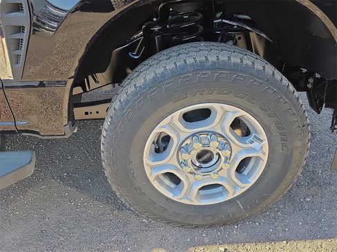 New 2026 Ford F250 XLT w/ FX4 Off-Road Package image 7